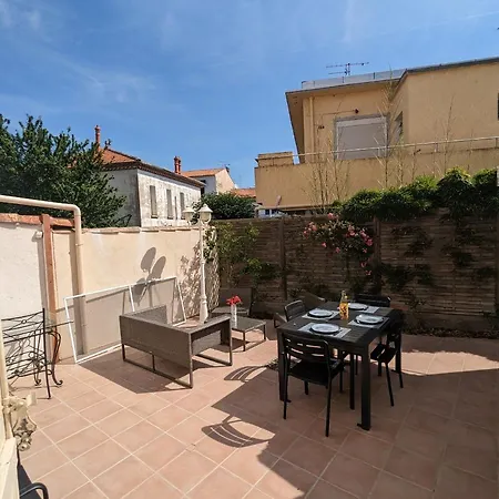 Sol-y-days Claudid, Grand Renove Avec Terrasse A 50m De La Et Tres Proche Du Centre شقة *