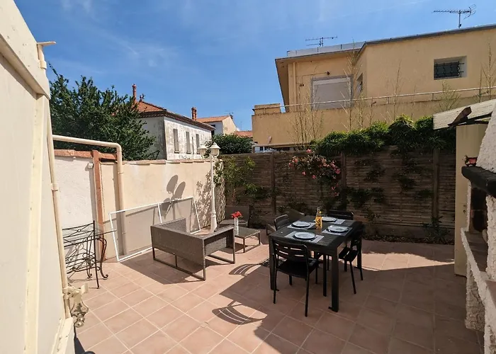 Sol-y-days Claudid, Grand Renove Avec Terrasse A 50m De La Et Tres Proche Du Centre Διαμέρισμα *